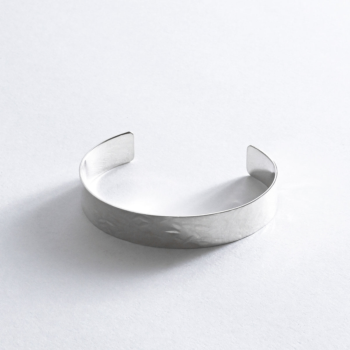 e.m./イーエム】バングル 1502-AB63 – BASIC AND ACCENT ONLINE STORE