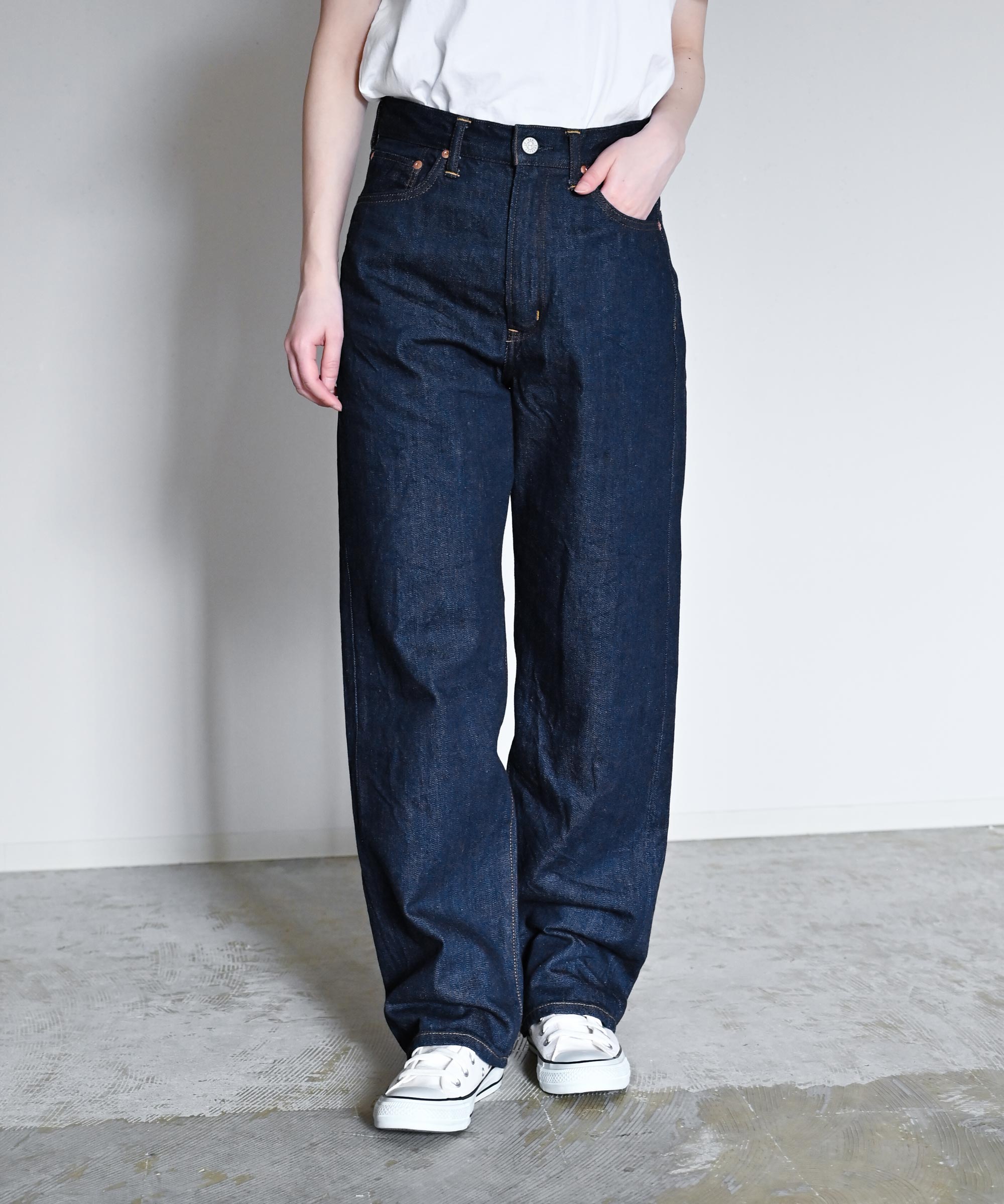 モデル身長:158cm(Size3着用)