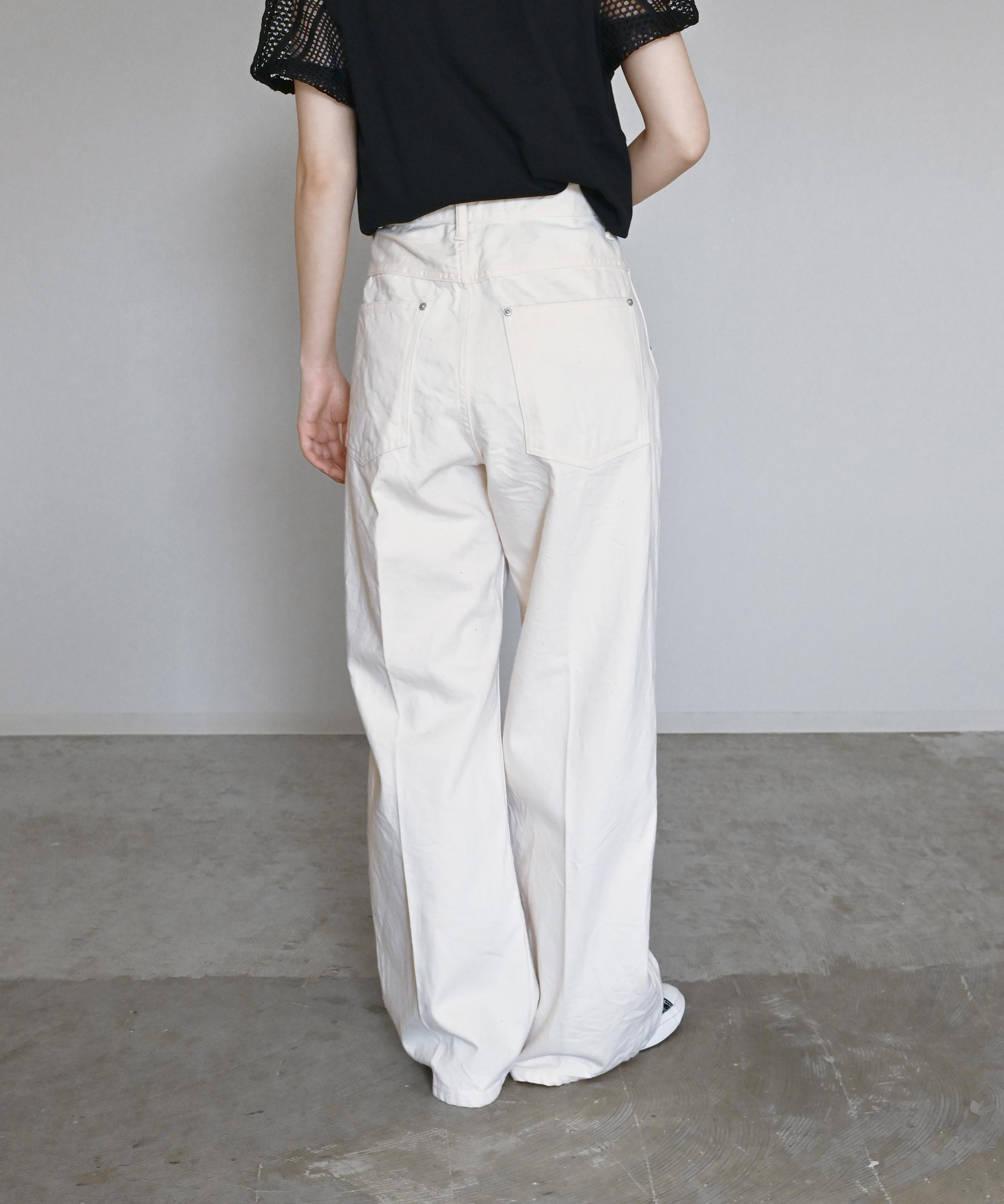 モデル身長:158cm(Size2着用)