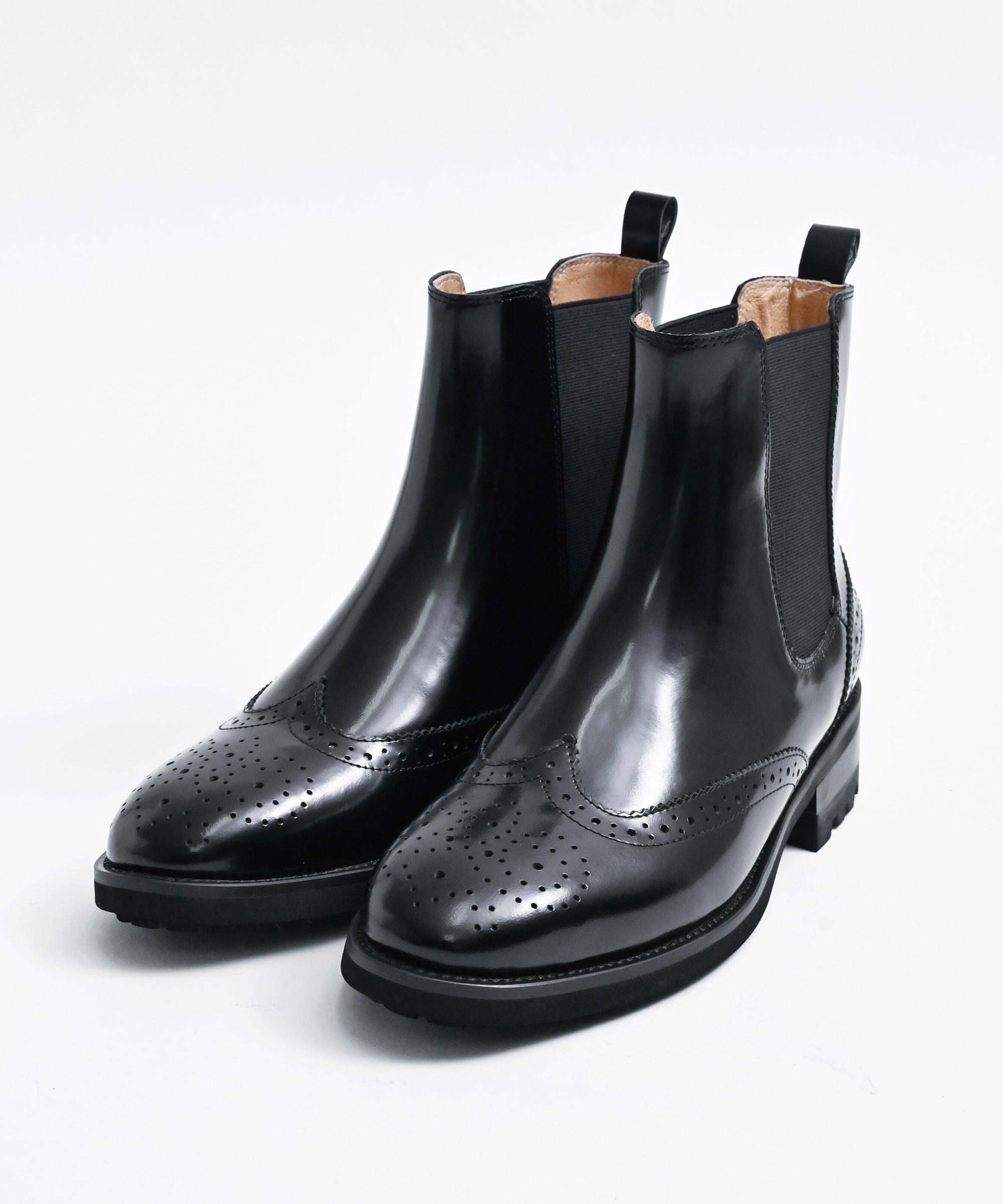 BOTTEGA VENETA ガラスレザー ウィングチップ ブーツ 黒 42.5 BOTTEGA VENETA ガラスレザー ウィングチップ ブーツ 黒 42.5