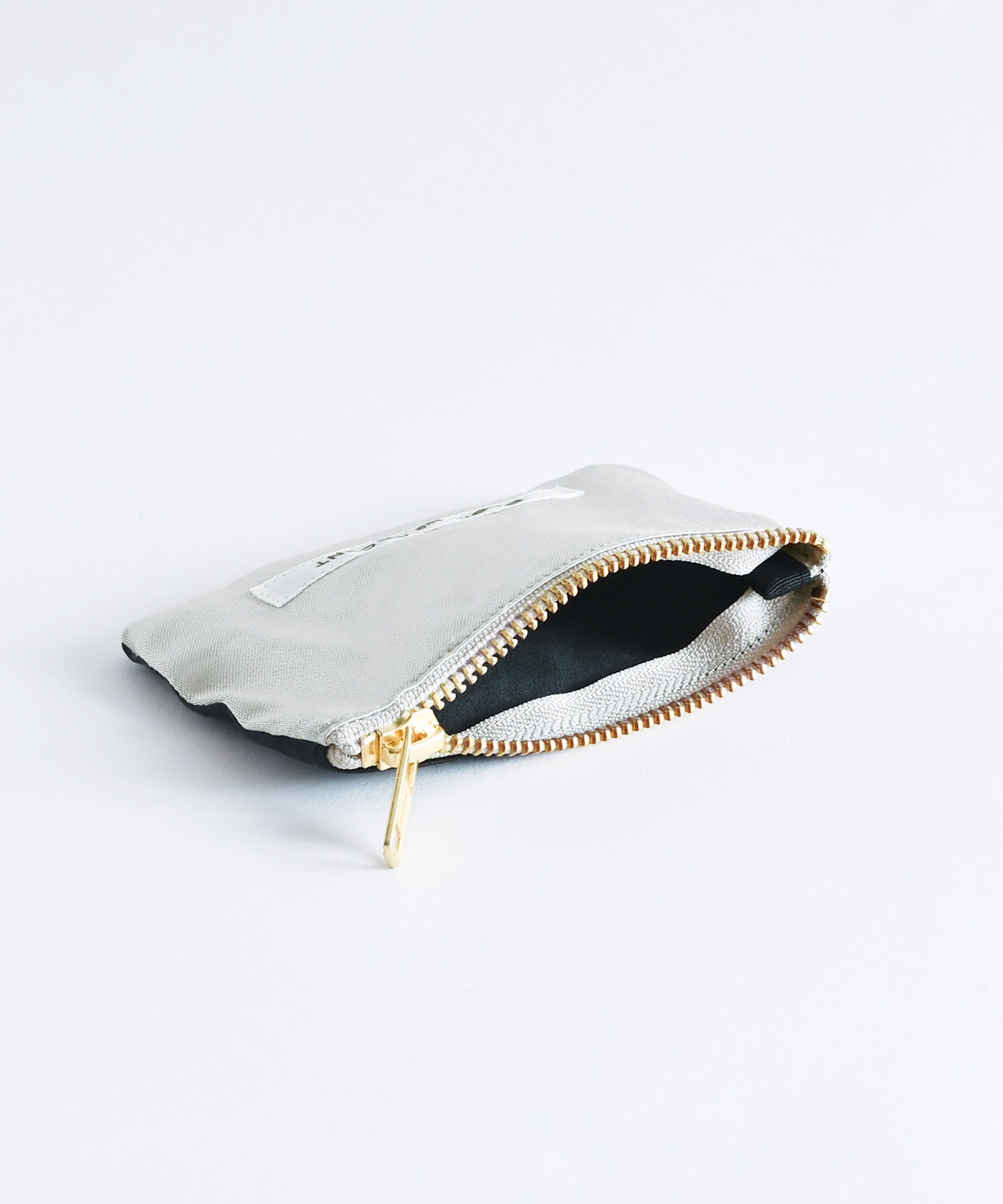 フラットポーチ [Honey] L – BASIC AND ACCENT ONLINE STORE