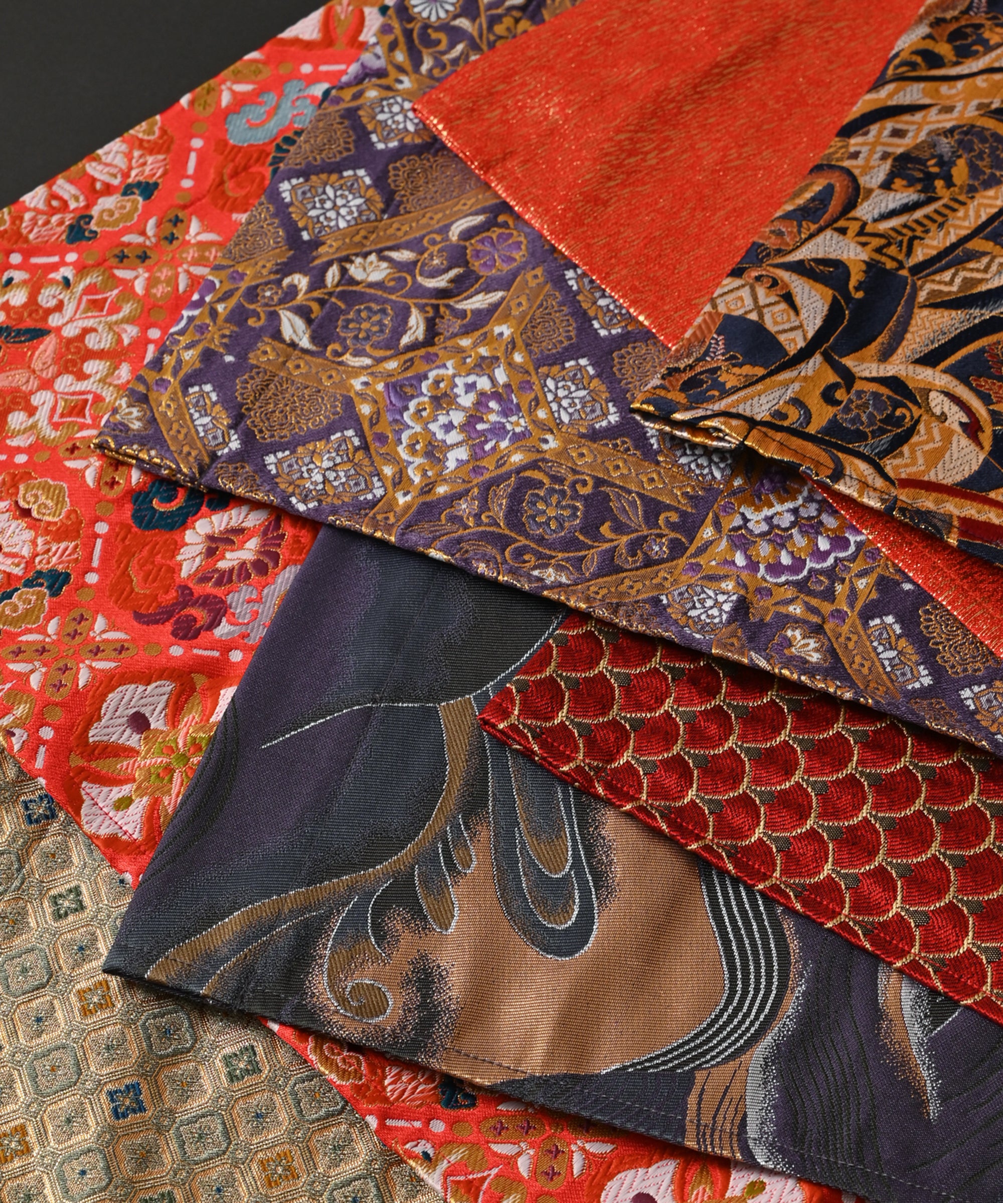 BASIC AND ACCENT】2026 迎春 お正月 テーブルランナー[ORI] 古代朱