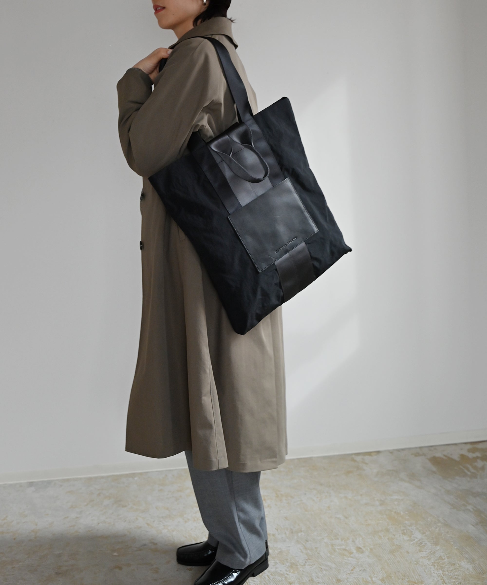 美品　BASIC AND ACCENT taut バッグ　ベージュ BASIC AND ACCENT】taut バッグ long – BASIC AND ACCENT ONLINE STORE