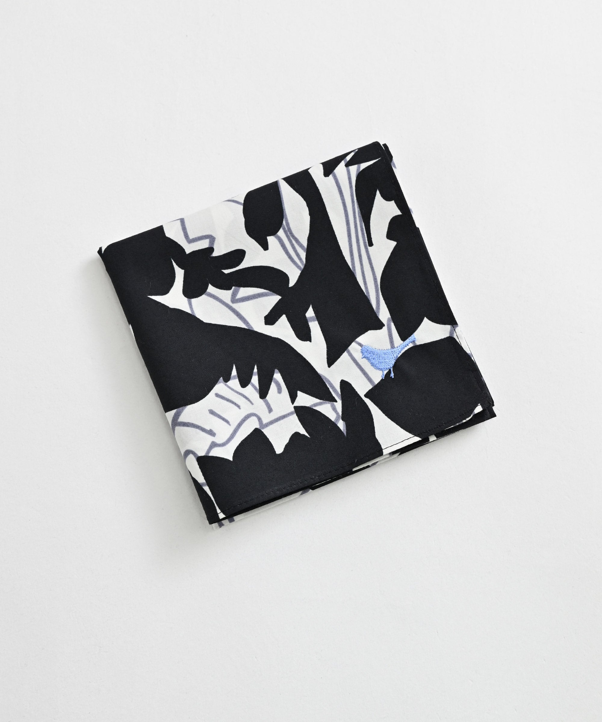 ハンカチ – BASIC AND ACCENT ONLINE STORE