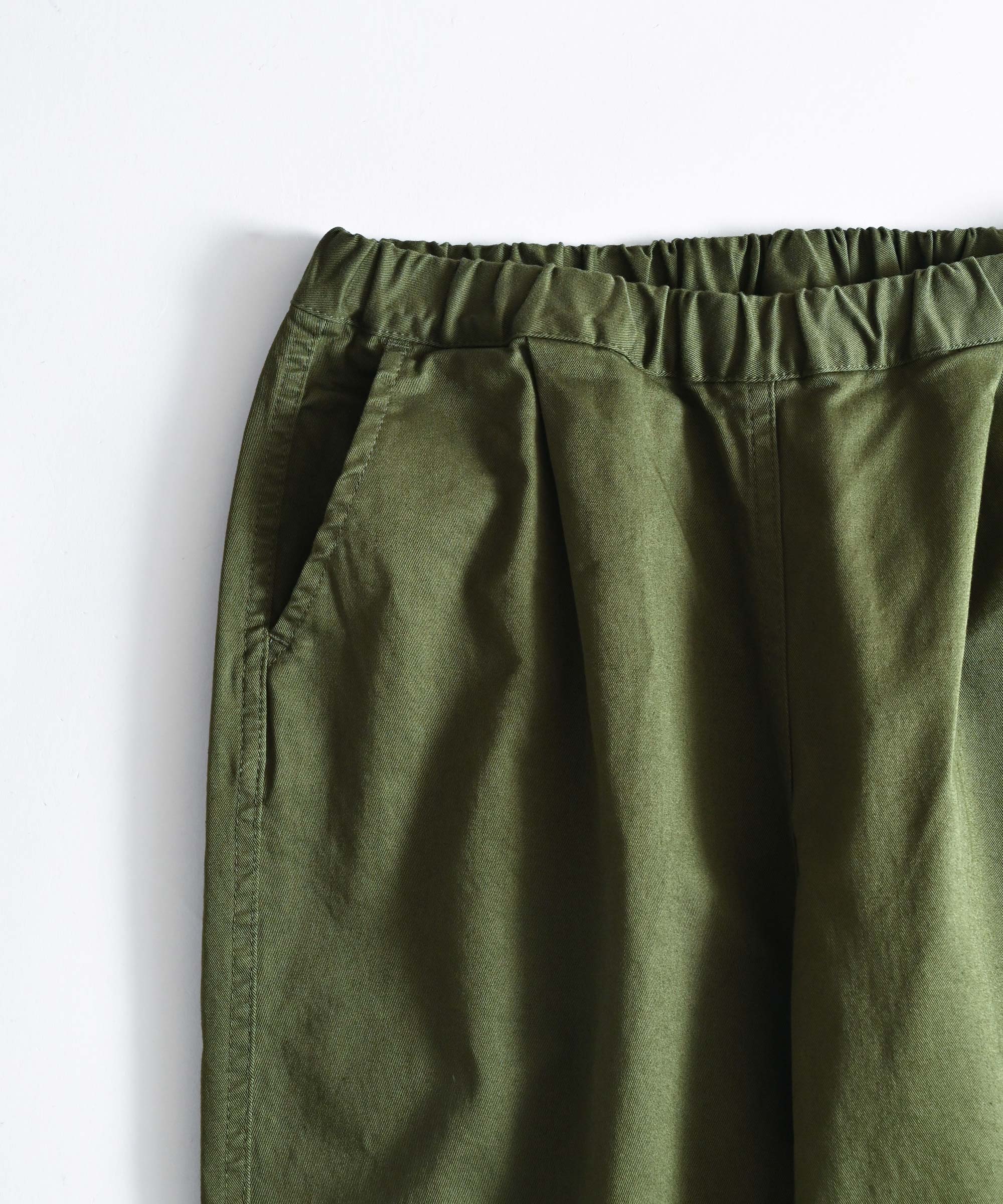 basic and accent　ベーシックアンドアクセント　テーパードパンツ BASIC AND ACCENT ONLINE STORE（ベーシックアンドアクセント
