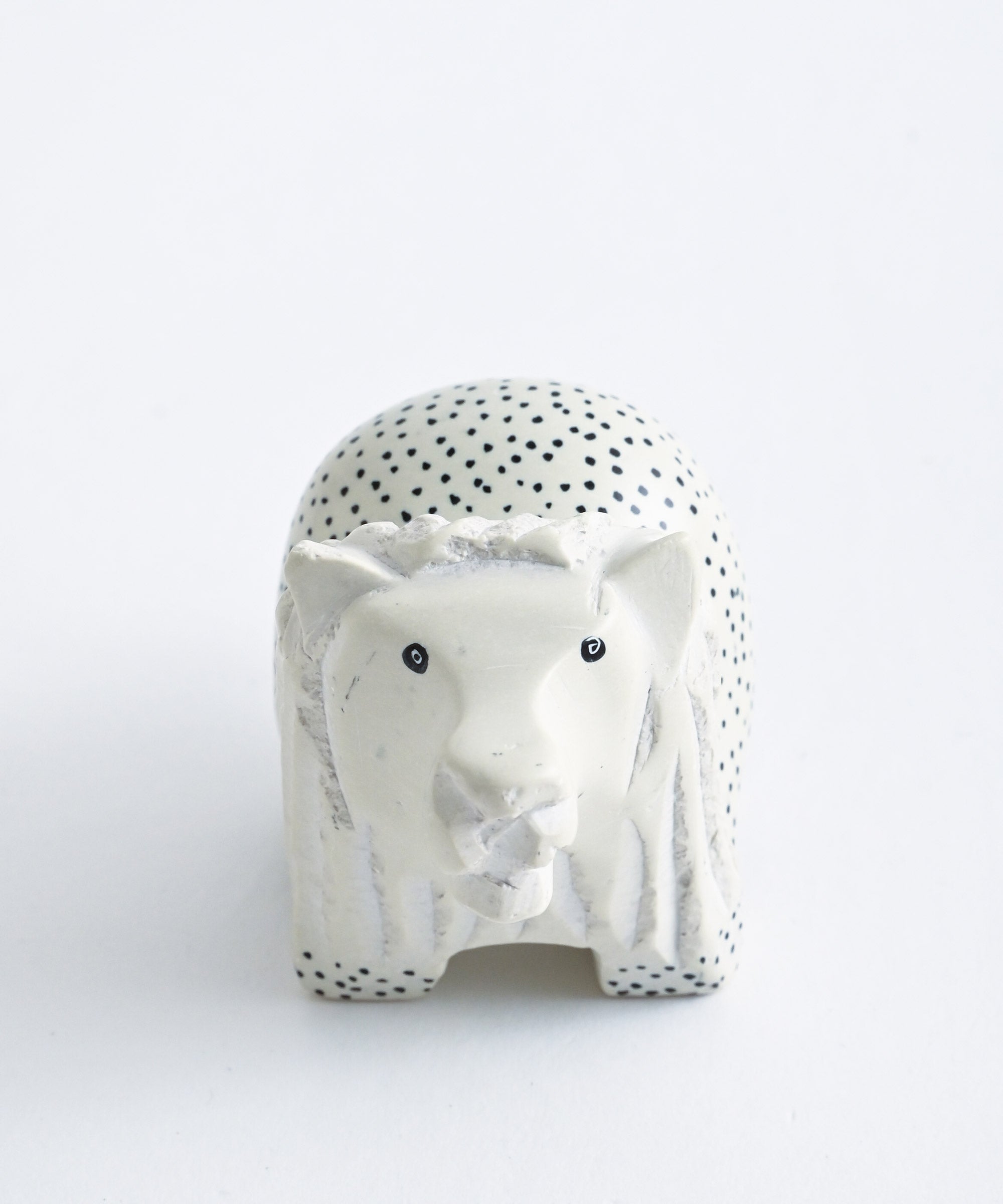 Thorn arts  ソープストーン 熊　置物　カナダ Vintage Thorn Arts Bear Carved Sculpture Soapstone Signed