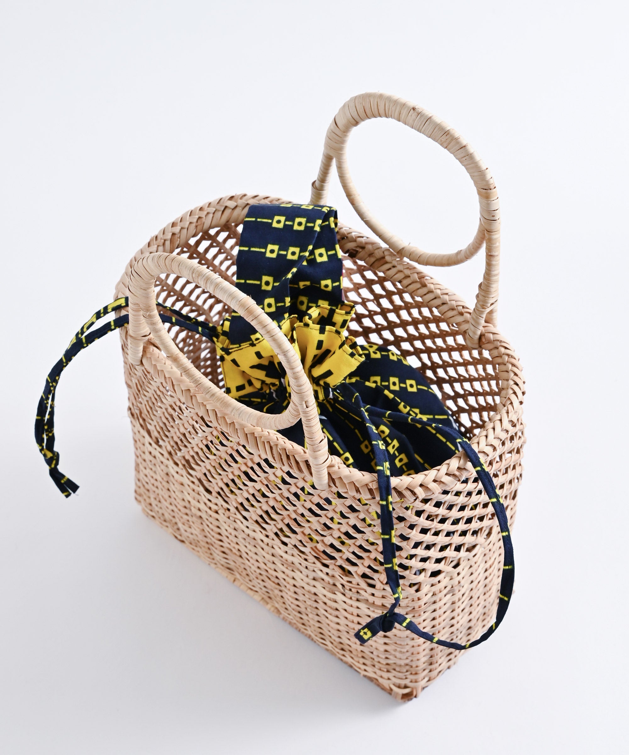 African square 丸底ワンハンドルカゴバッグ 【公式通販】