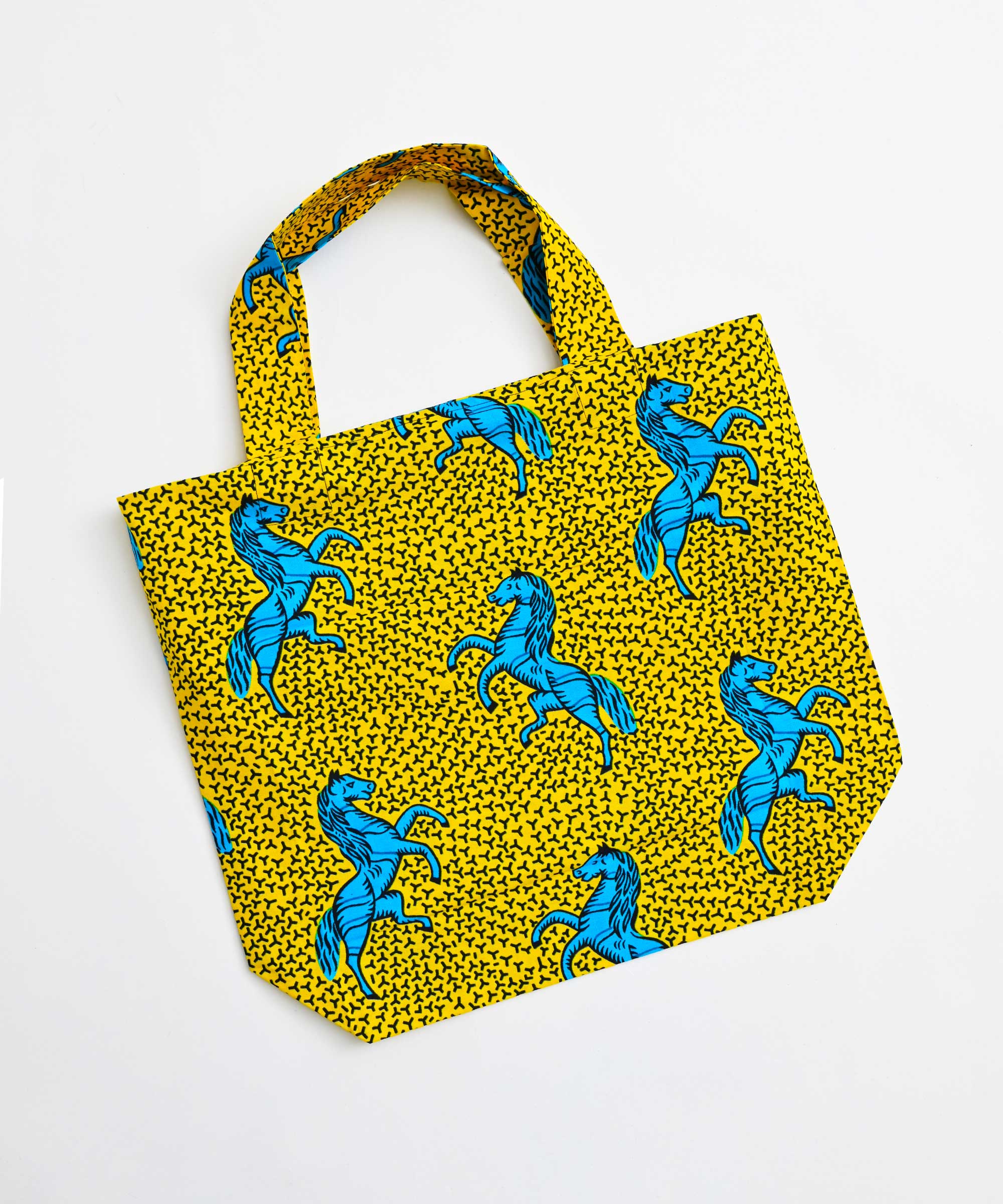 AFRICANSQUARE】パーニュ 巾着エコバッグ 大 ホース – BASIC AND
