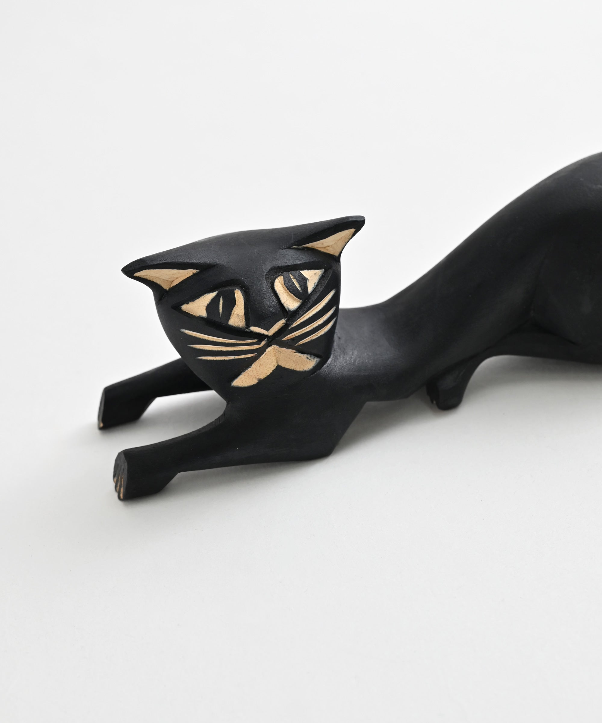 AFRICANSQUARE】木の黒猫 寝る – BASIC AND ACCENT ONLINE STORE