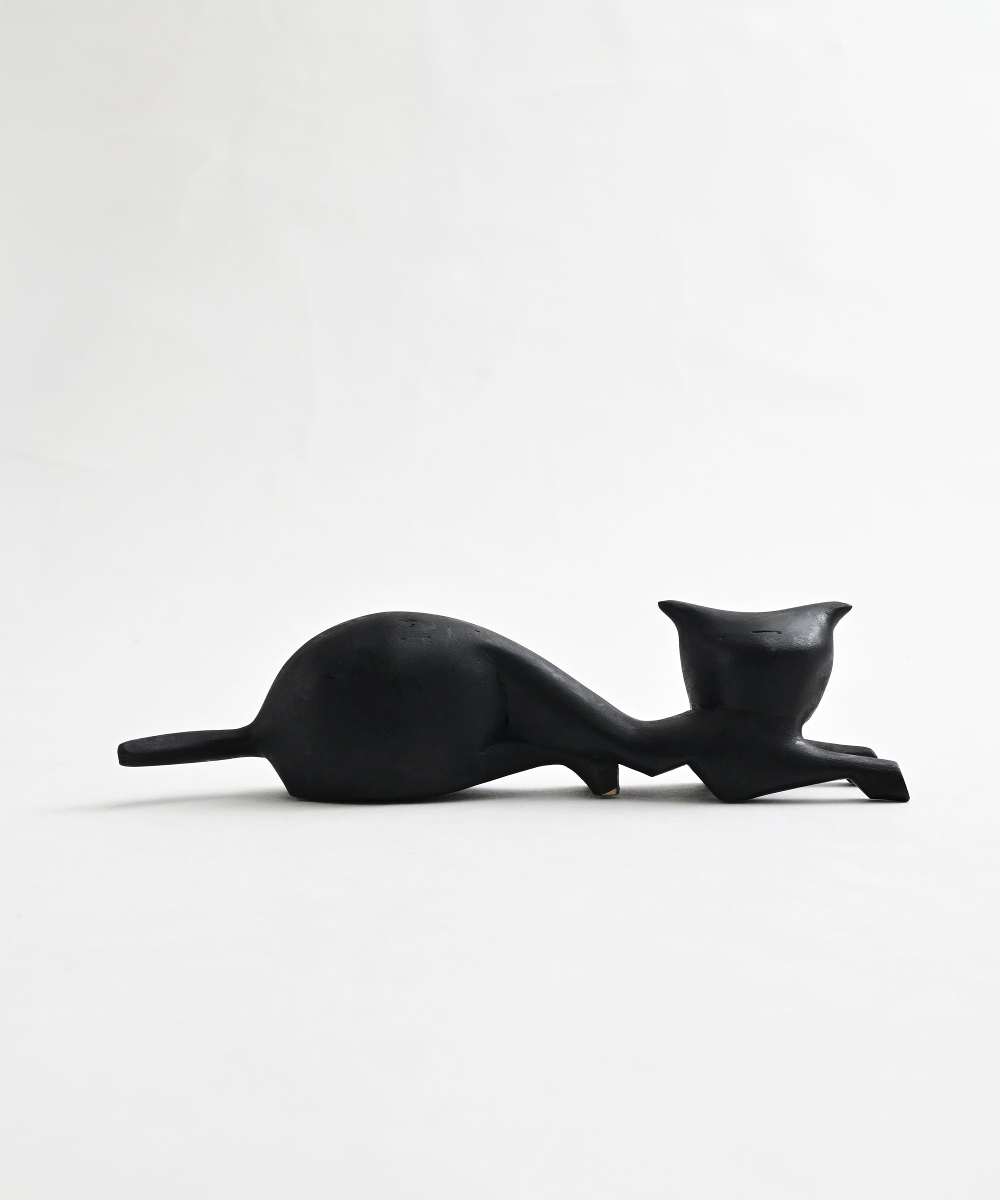 AFRICANSQUARE】木の黒猫 寝る – BASIC AND ACCENT ONLINE STORE