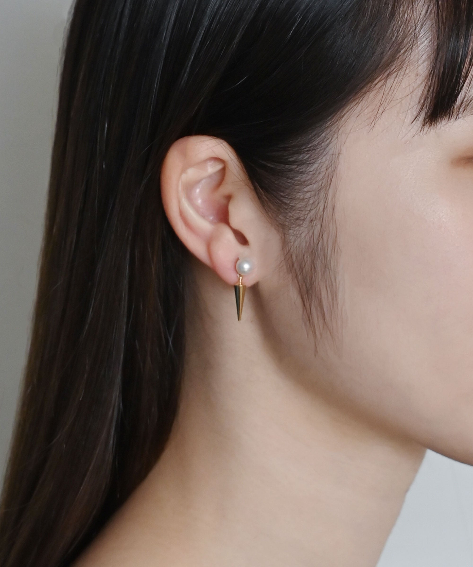 e.m.ピアス ジルコニアフープピアス（ピアス（片耳用））｜e.m.