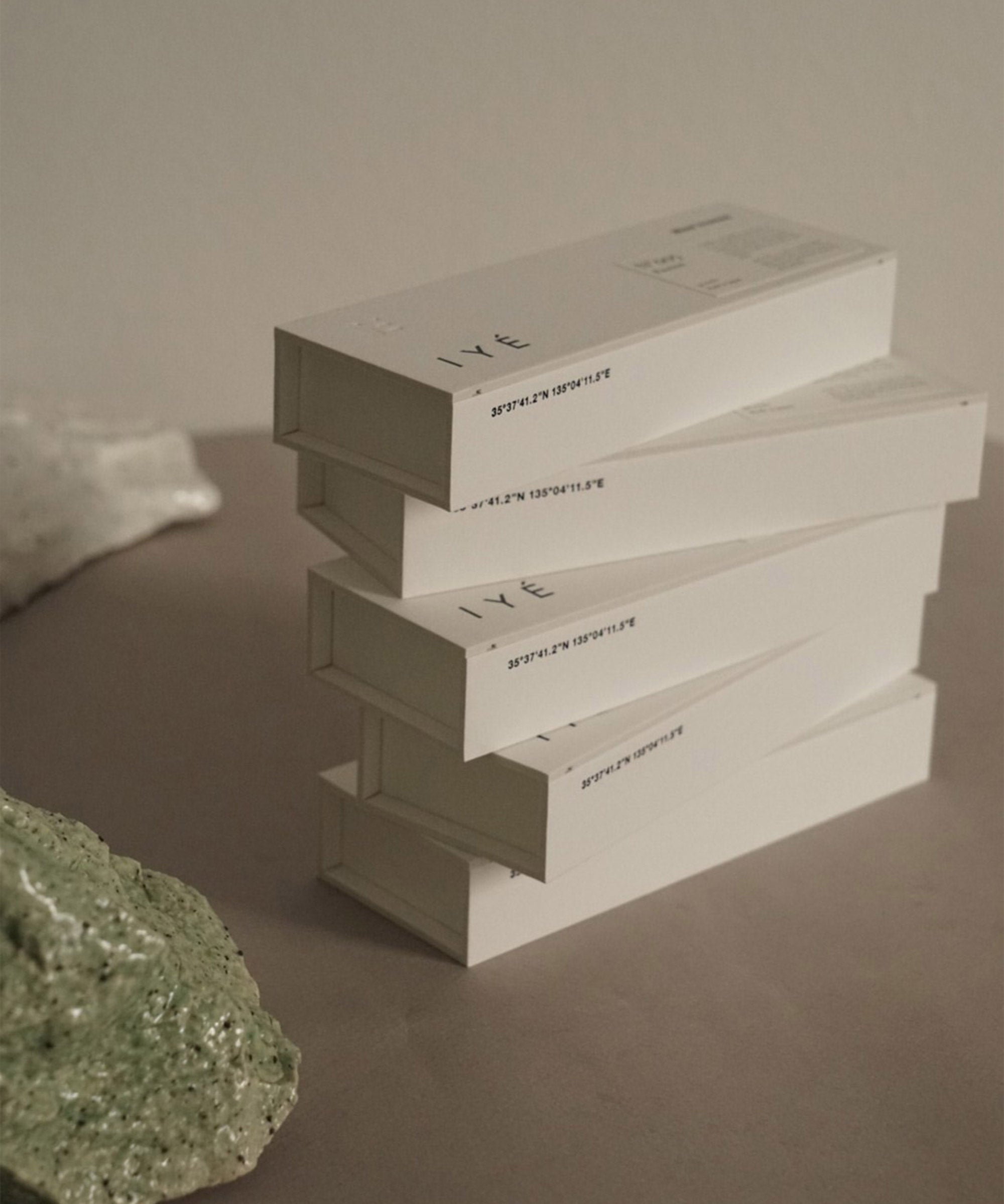 IYÉ/イェ】incense No.007 Sandalwood お香 – BASIC AND ACCENT ONLINE