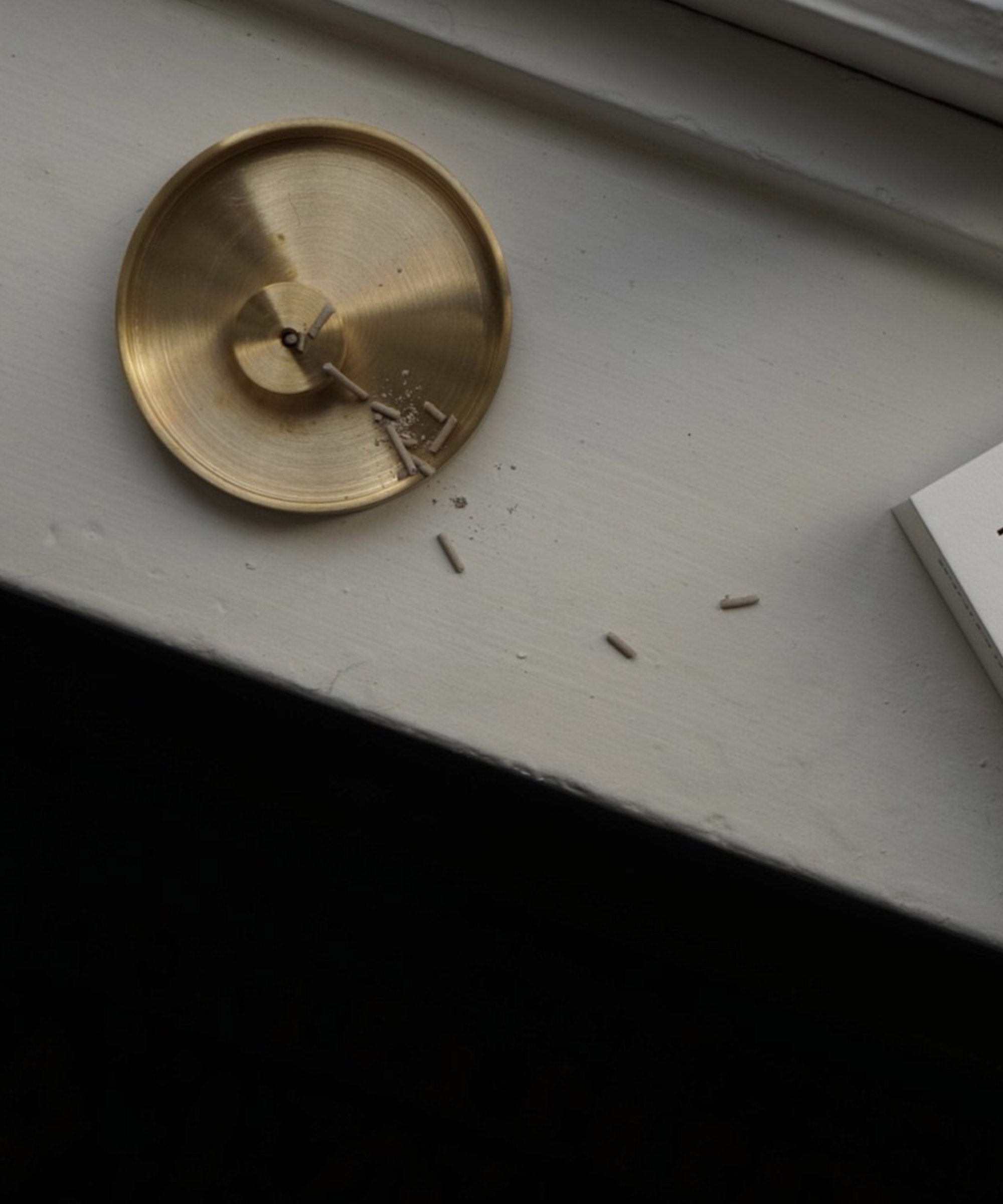 IYÉ/イェ】incense holder TOKI short お香立て – BASIC AND ACCENT