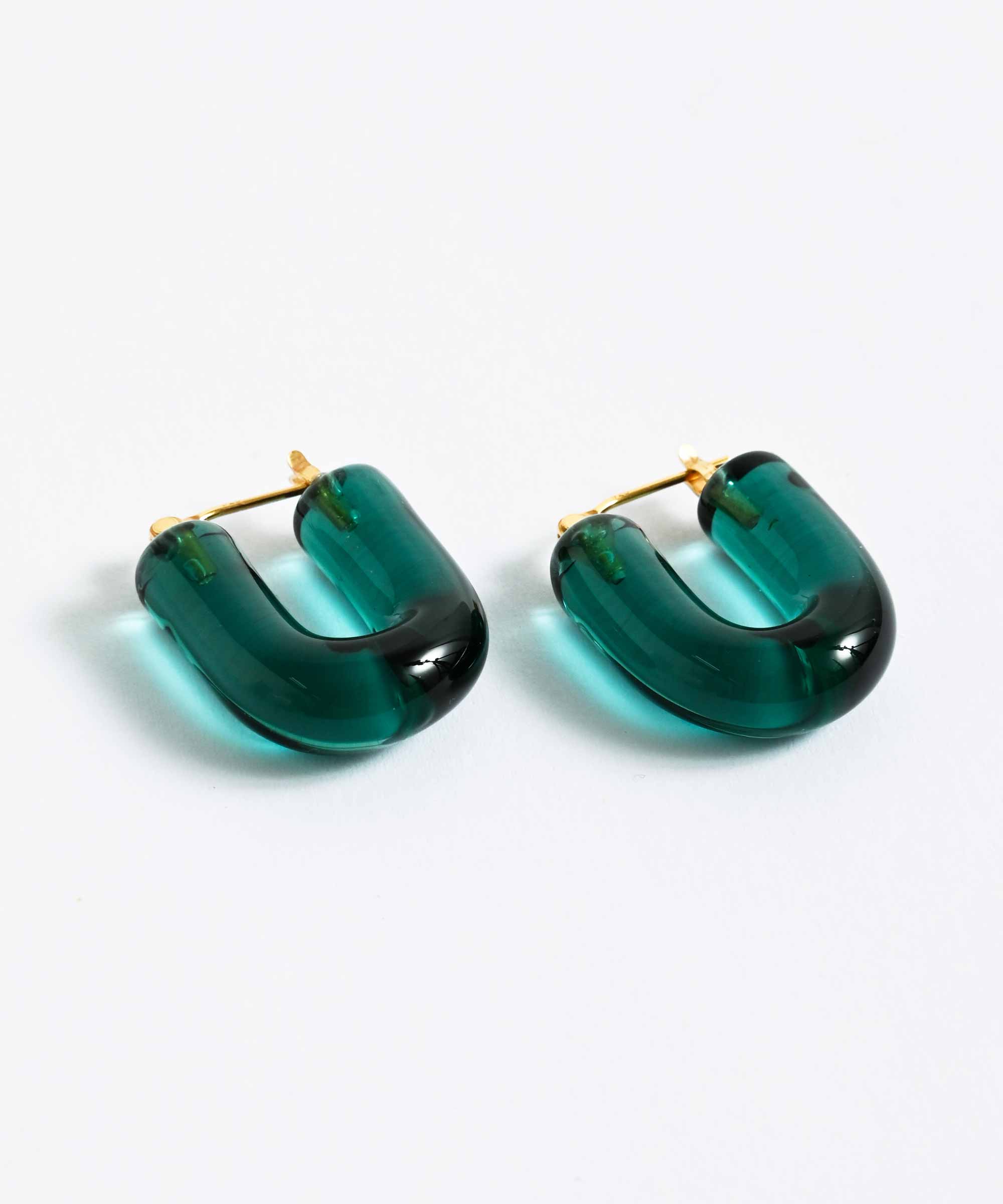 YAGA ピアス　液体 YAGA ピアス 液体