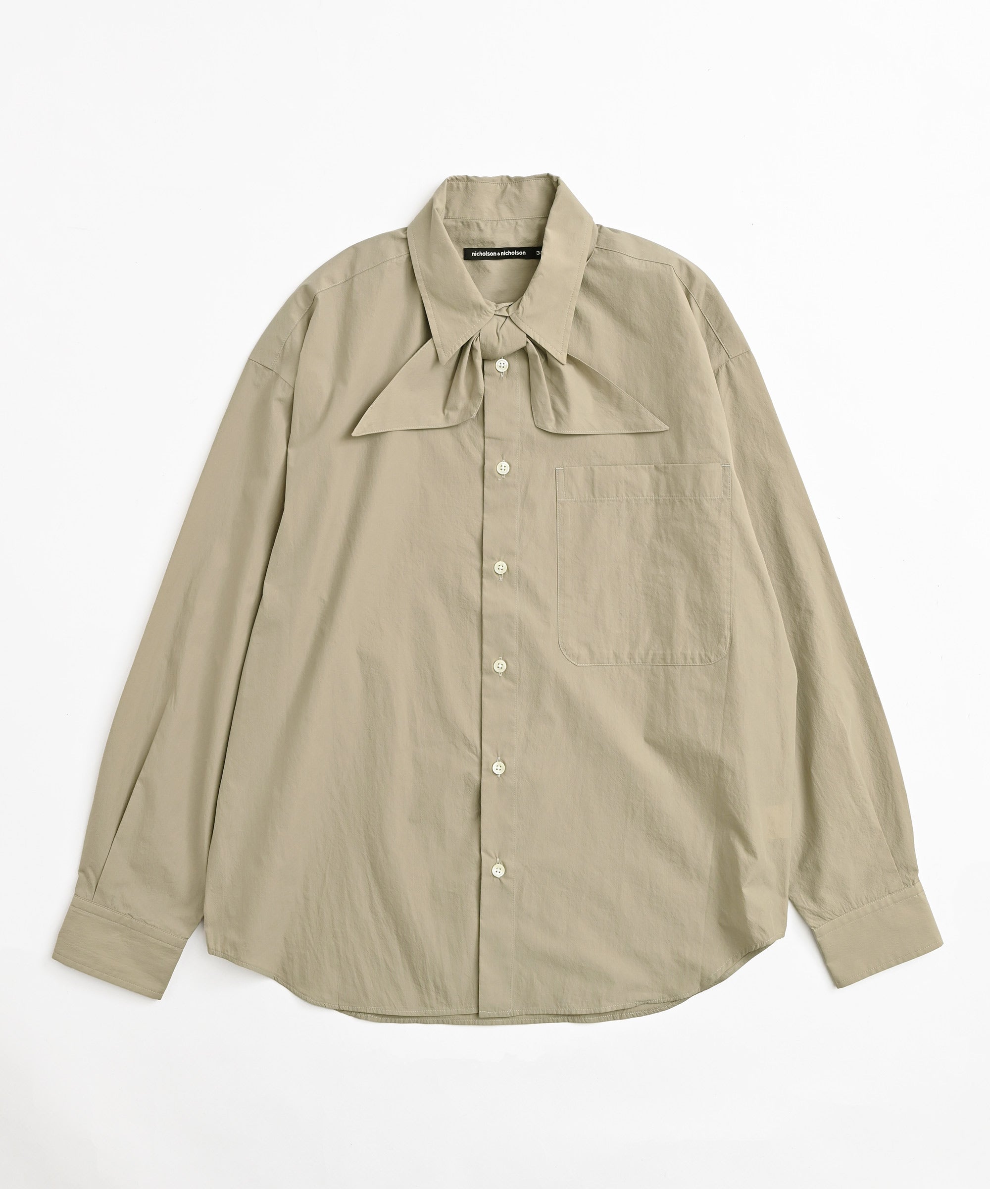 ノーウォス NOWOS コットンシャツ ベージュ カディブラウス nicholson & nicholson】WASHED COTTON ボウタイ付きシャツ – BASIC