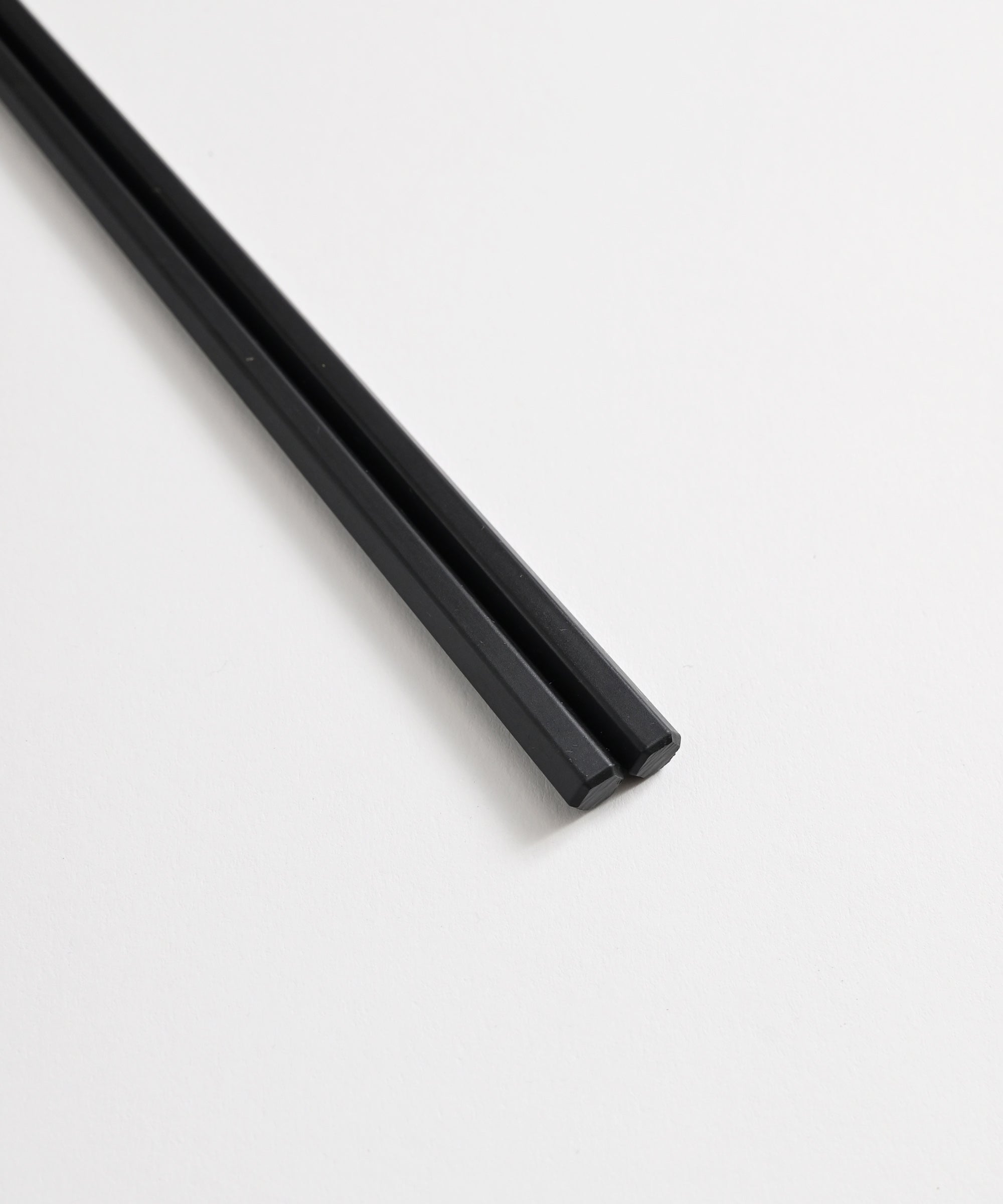 SPS製 リユース箸 23cm 六角 10膳入 – BASIC AND ACCENT ONLINE STORE
