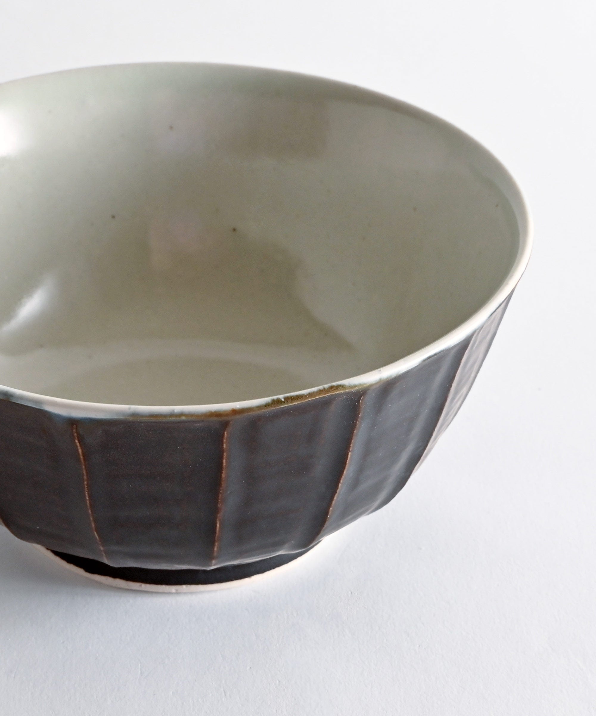 堀江陶器】面取大鉢 鉄釉 – BASIC AND ACCENT ONLINE STORE