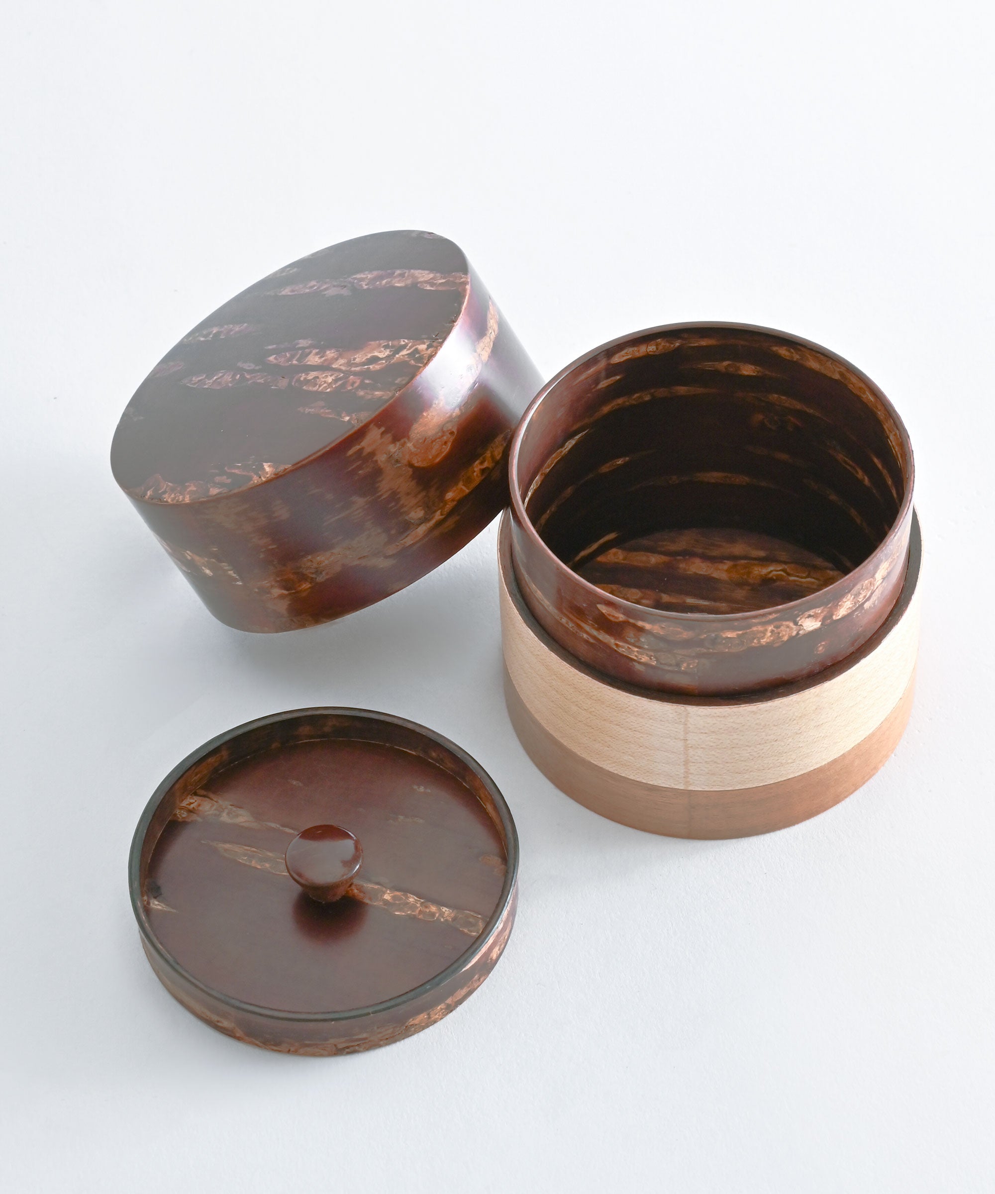 角館 伝四郎】輪筒3色 茶筒 無地皮 – BASIC AND ACCENT ONLINE STORE 角館 伝四郎】輪筒3色 茶筒 無地皮 – BASIC AND ACCENT ONLINE STORE