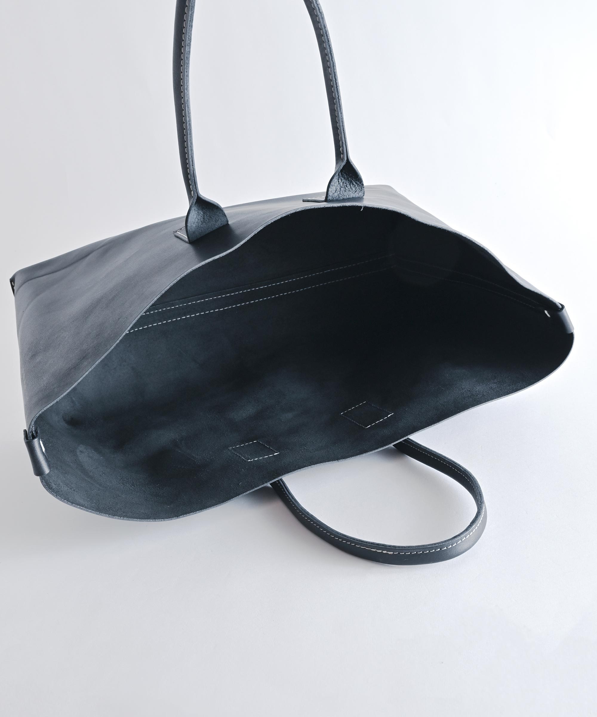 Ampersand/アンパサンド】oil tanning tote オイルタンニング レザートートバッグ M – BASIC AND ACCENT  ONLINE STORE