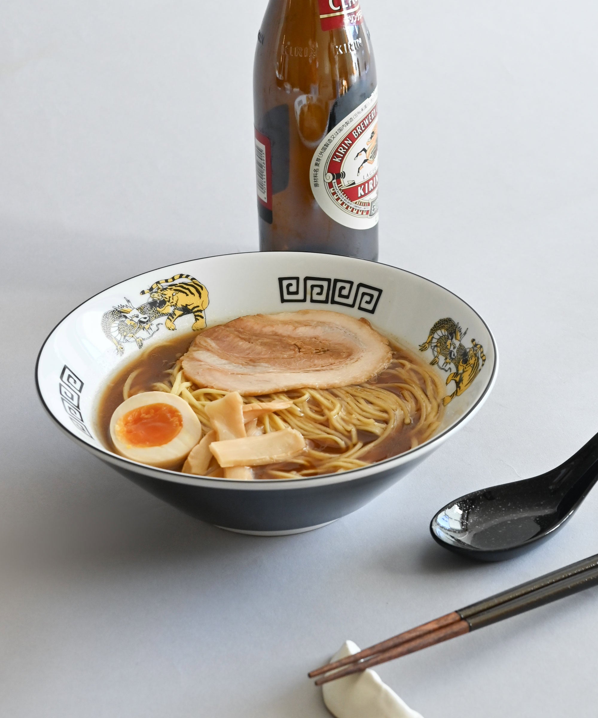 なか川×BASIC AND ACCENT】広島ラーメン 2食入リ 豚骨醤油風味 半生麺