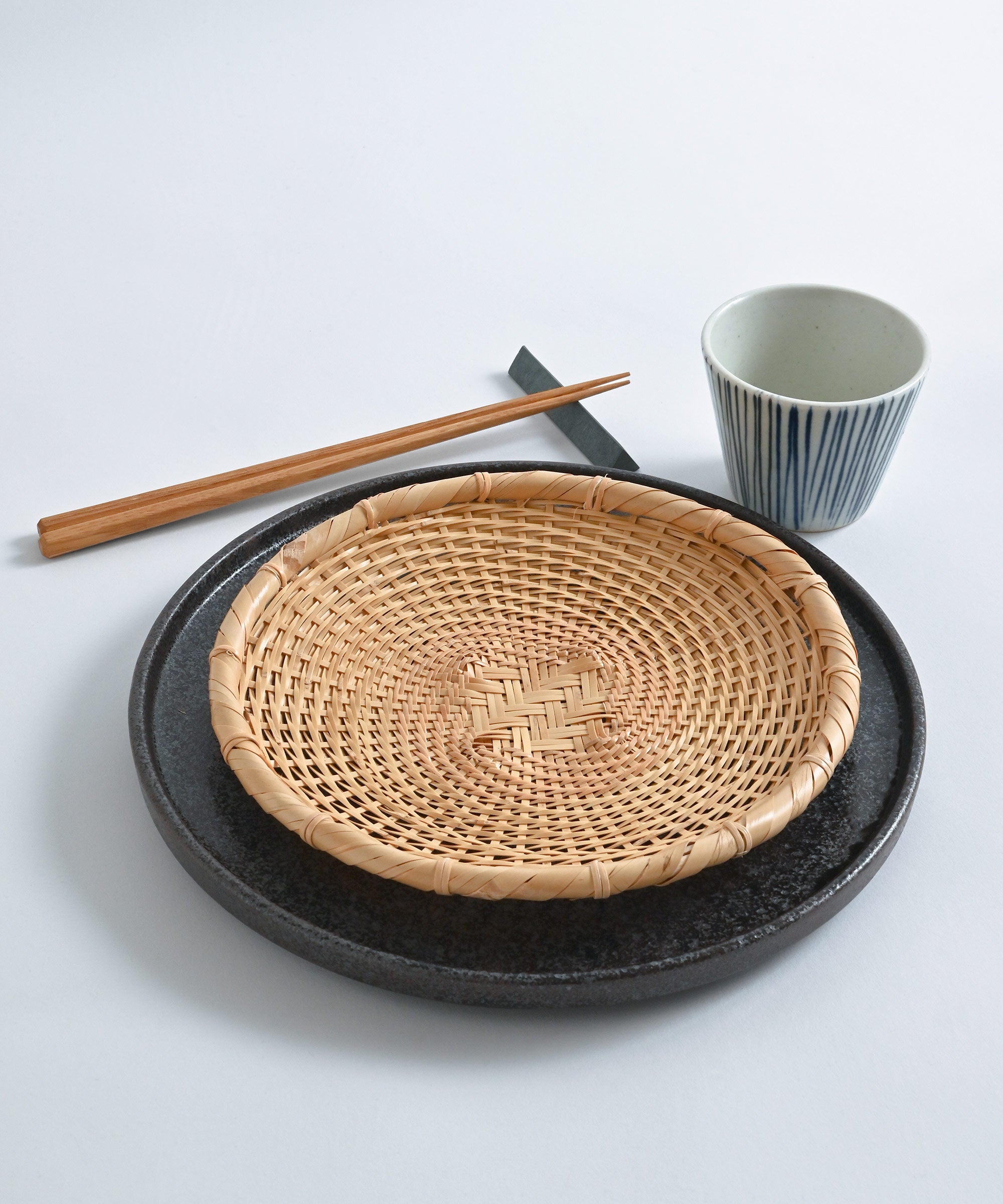 h+/エイチプラス】小皿 [nuance] 豆皿 – BASIC AND ACCENT ONLINE STORE