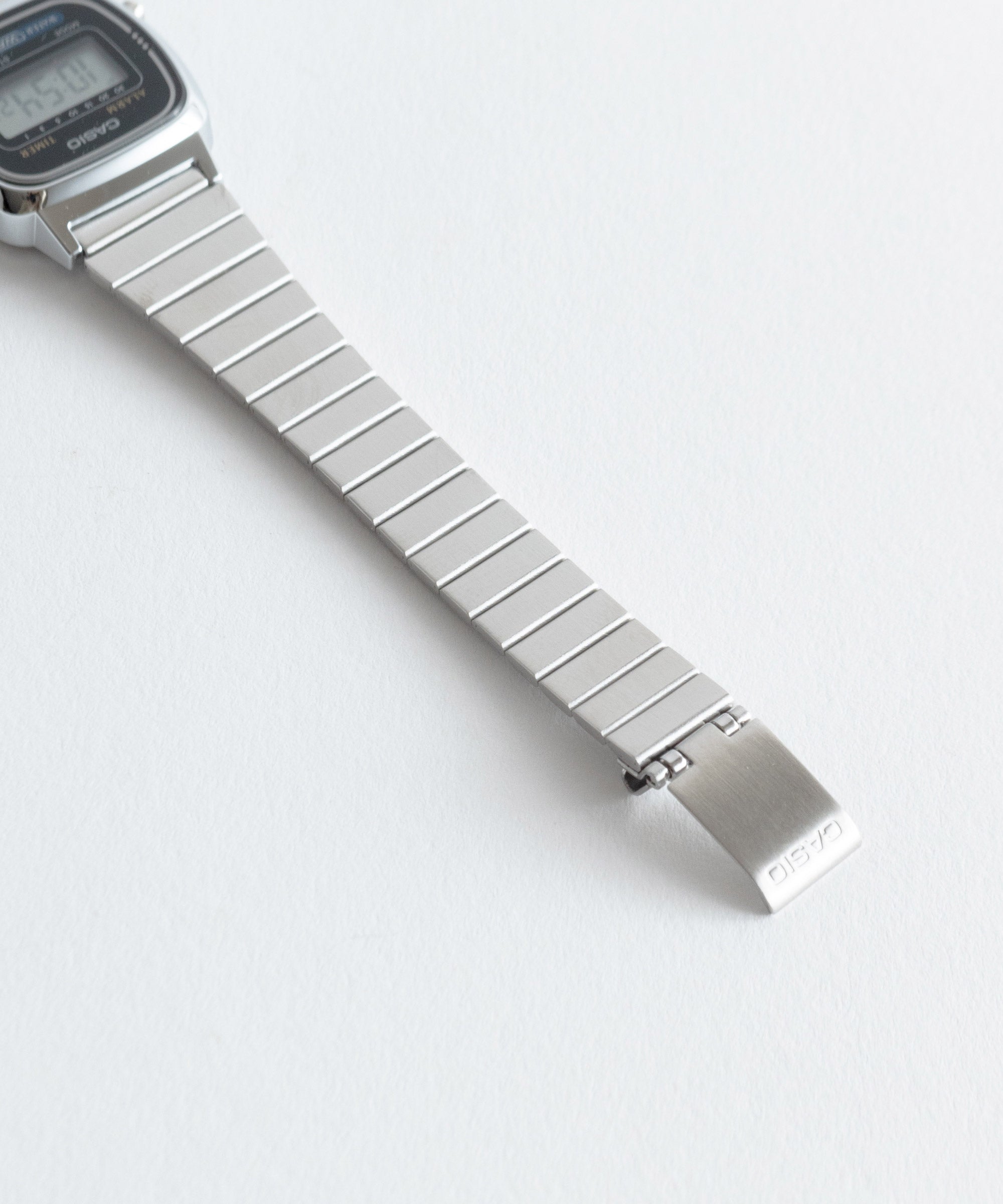 【CASIO】AD-723 90's スウォードフィッシュ メンテ済み CASIO/カシオ】腕時計 LA-670WA-1 – BASIC AND ACCENT ONLINE STORE