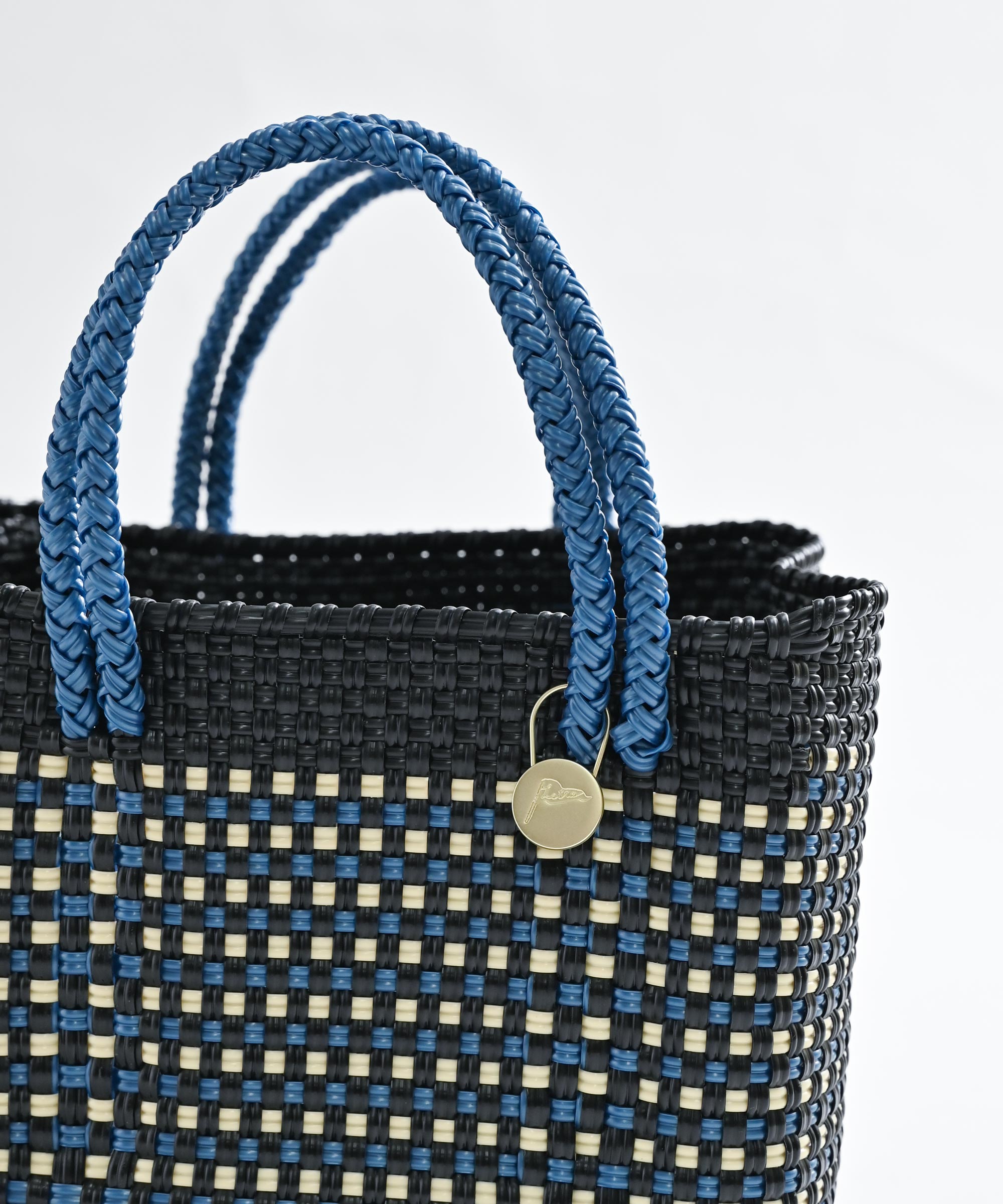 バッグ – BASIC AND ACCENT ONLINE STORE
