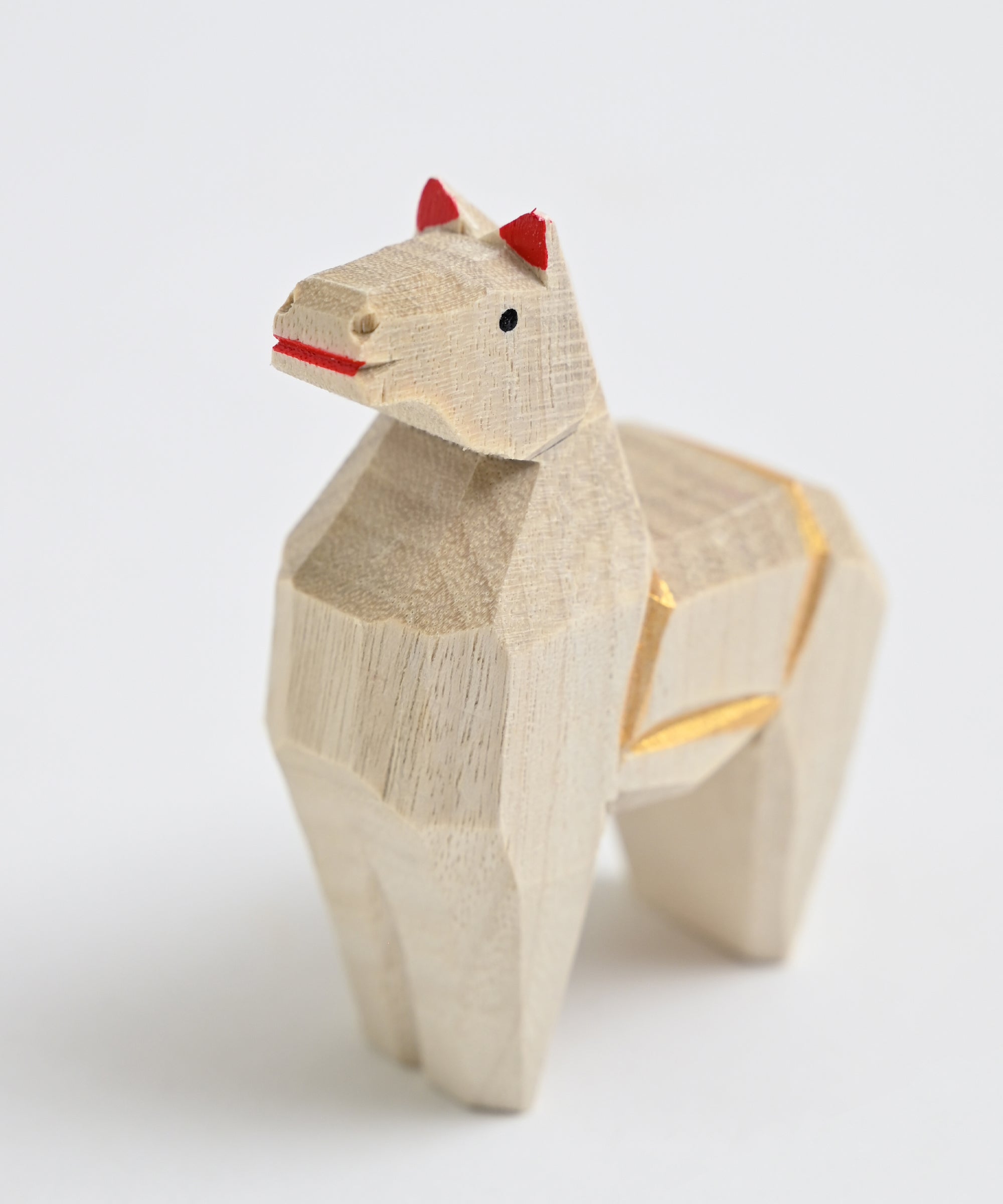 楠一刀彫小 午 干支置物 午(うま) 馬 – BASIC AND ACCENT ONLINE STORE